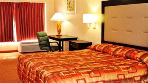 фото отеля Plantation Inn Hotel & Lounge
