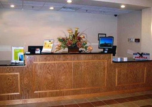 фото отеля Comfort Inn & Suites Greenville Illinois