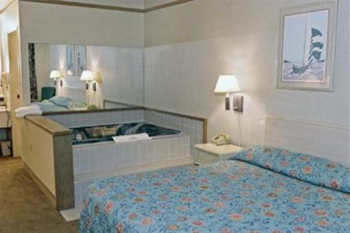 фото отеля Quality Inn Seaford
