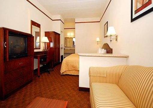фото отеля Quality Inn Seaford