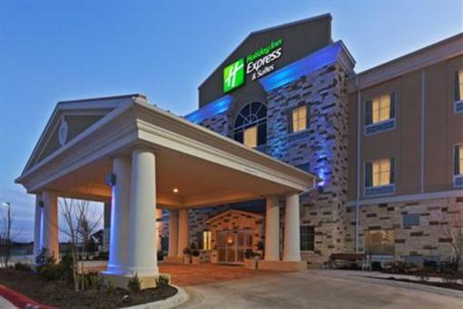 фото отеля Holiday Inn Express & Suites Brady