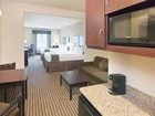 фото отеля Holiday Inn Express & Suites Brady