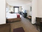 фото отеля Holiday Inn Express & Suites Brady