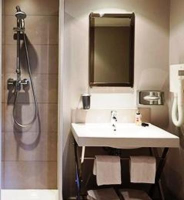 фото отеля Ibis Styles Antibes Juan Les Pins