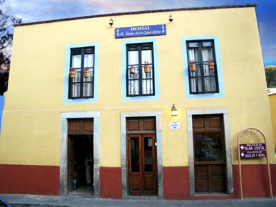 фото отеля Al Son de los Santos . Hostal Artesanal