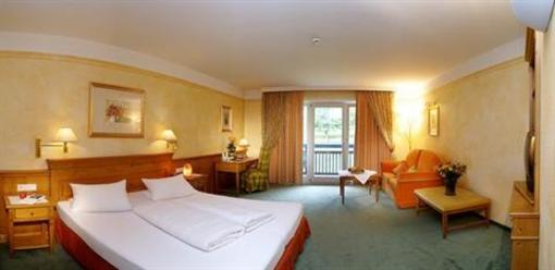 фото отеля Wohlfühlhotel Schiestl Fugen