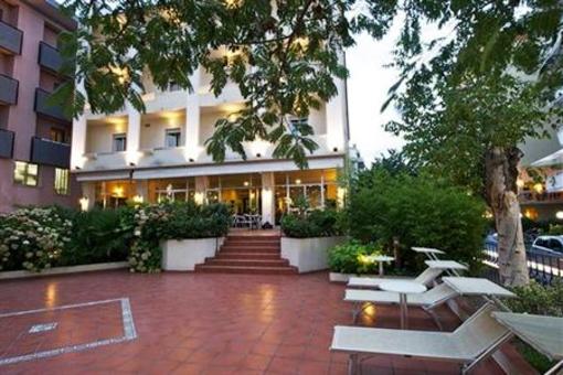 фото отеля Hotel Plaza Cattolica