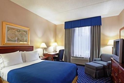 фото отеля Holiday Inn Express Lawrence Andover