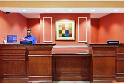 фото отеля Holiday Inn Express Lawrence Andover