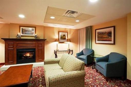 фото отеля Holiday Inn Express Lawrence Andover