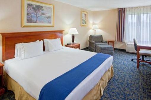 фото отеля Holiday Inn Express Martinsburg North