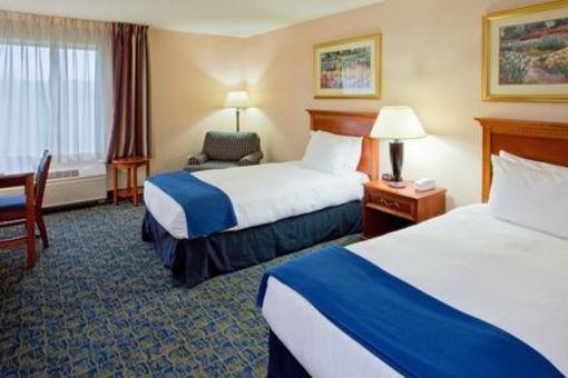 фото отеля Holiday Inn Express Martinsburg North