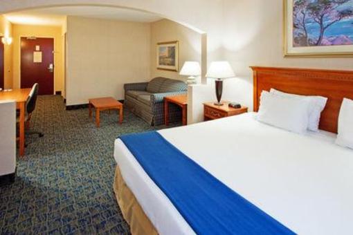 фото отеля Holiday Inn Express Martinsburg North