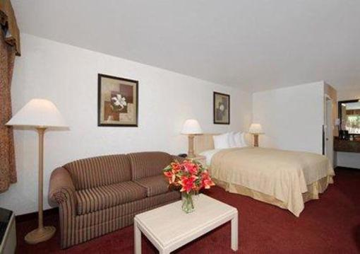 фото отеля Quality Inn South Bluff