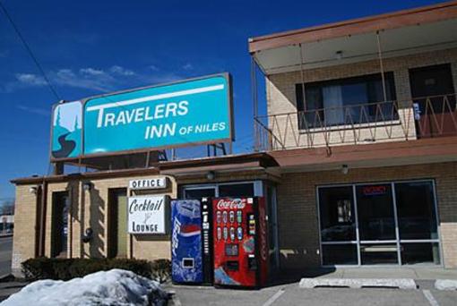 фото отеля Travelers Inn Niles