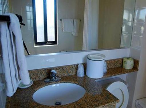 фото отеля Travelers Inn Niles