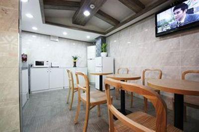 фото отеля K-Pop Guesthouse Seoul Station