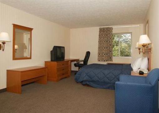 фото отеля Comfort Inn And Suites Streetsboro