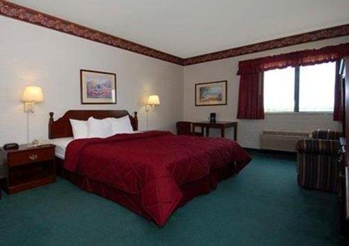 фото отеля Comfort Inn And Suites Streetsboro