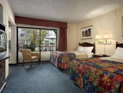 фото отеля Days Inn Hollywood Universal Studios