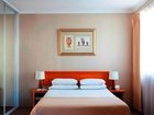 фото отеля Mont Clare Boutique Apartments
