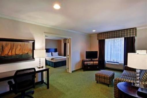 фото отеля Holiday Inn Express Puyallup (Tacoma Area)