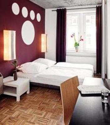 фото отеля Five Elements Hostel Frankfurt