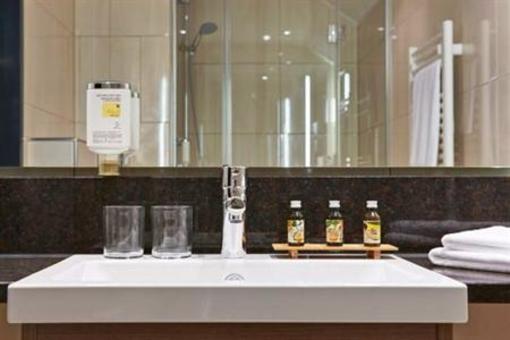 фото отеля Intercityhotel Darmstadt