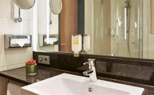 фото отеля Intercityhotel Darmstadt