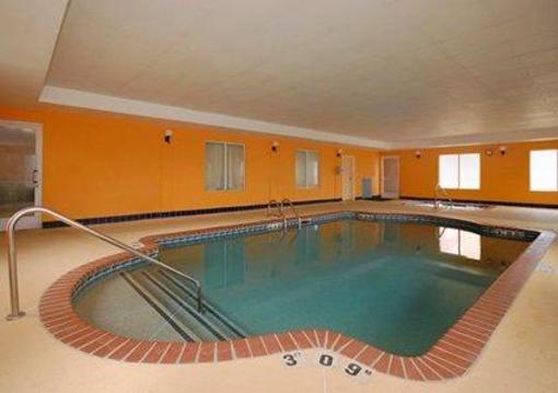 фото отеля Comfort Suites at Harbison