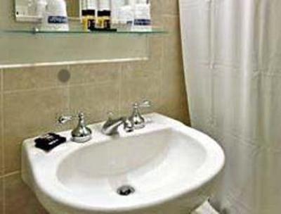 фото отеля Travelodge Chicago Downtown