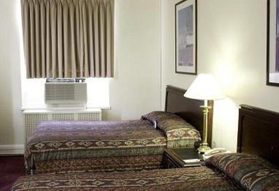 фото отеля Travelodge Chicago Downtown