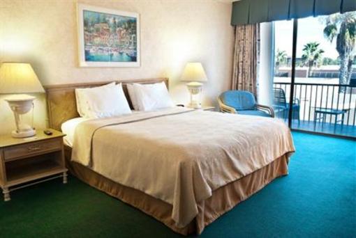 фото отеля Best Western Plus Inn by the Sea