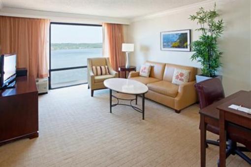 фото отеля Crowne Plaza Hotel Old Town Alexandria