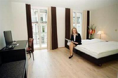 фото отеля Hotel Alpina Luzern