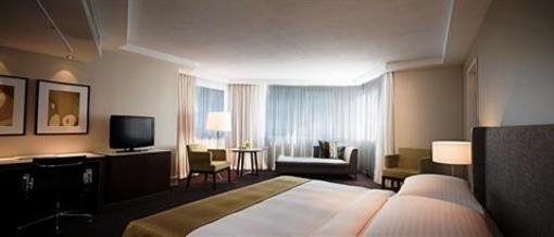 фото отеля Traders Hotel Brisbane