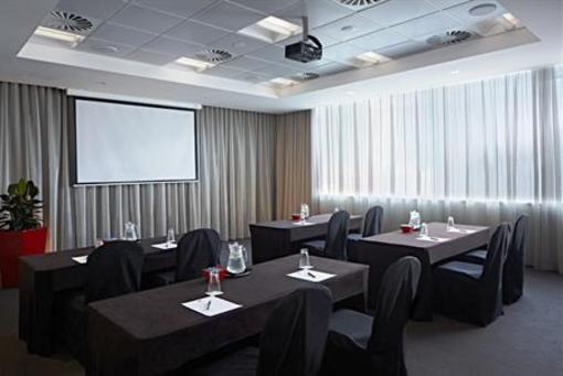 фото отеля Traders Hotel Brisbane