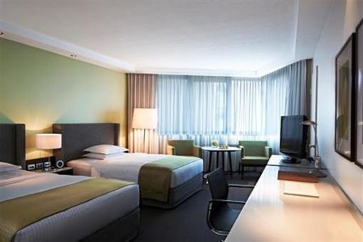 фото отеля Traders Hotel Brisbane