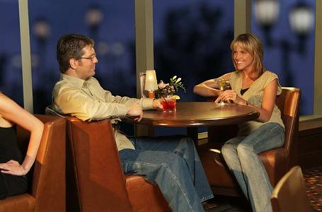 фото отеля Embassy Suites by Hilton Niagara Falls Fallsview Hotel