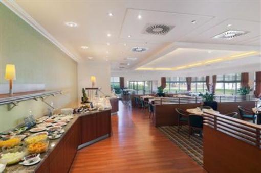 фото отеля Holiday Inn Wolfsburg