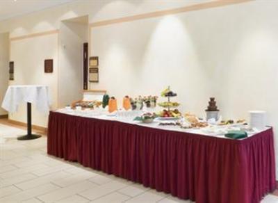 фото отеля Holiday Inn Wolfsburg