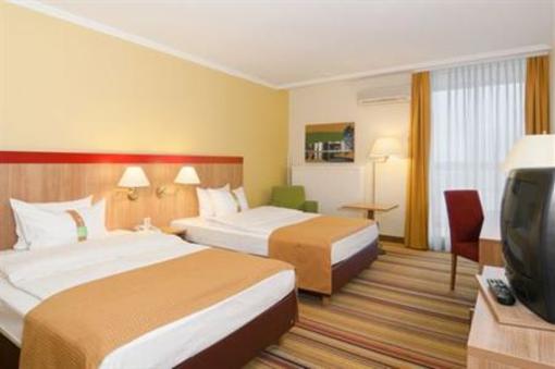 фото отеля Holiday Inn Wolfsburg