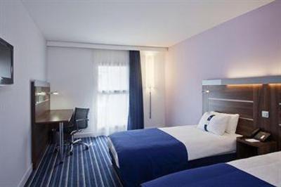 фото отеля Holiday Inn Express Marseille Saint Charles