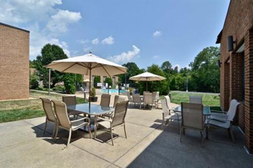 фото отеля BEST WESTERN Leesburg
