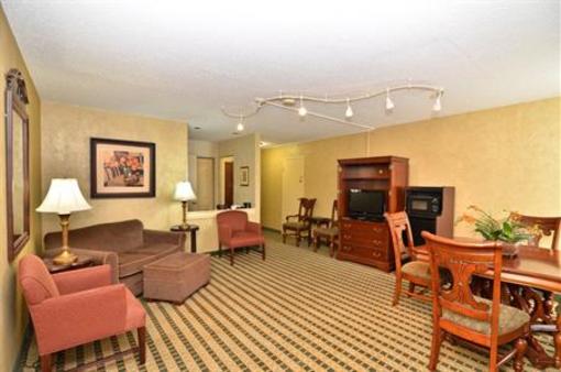 фото отеля BEST WESTERN Leesburg