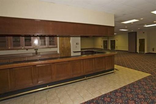 фото отеля BEST WESTERN Leesburg