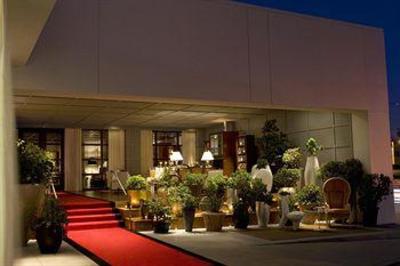 фото отеля SLS Hotel at Beverly Hills