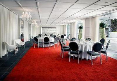фото отеля SLS Hotel at Beverly Hills