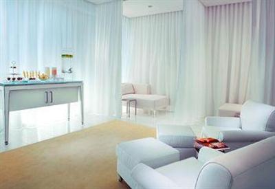 фото отеля SLS Hotel at Beverly Hills