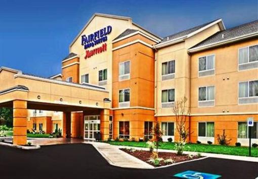 фото отеля Fairfield Inn & Suites Harrisburg West New Cumberland